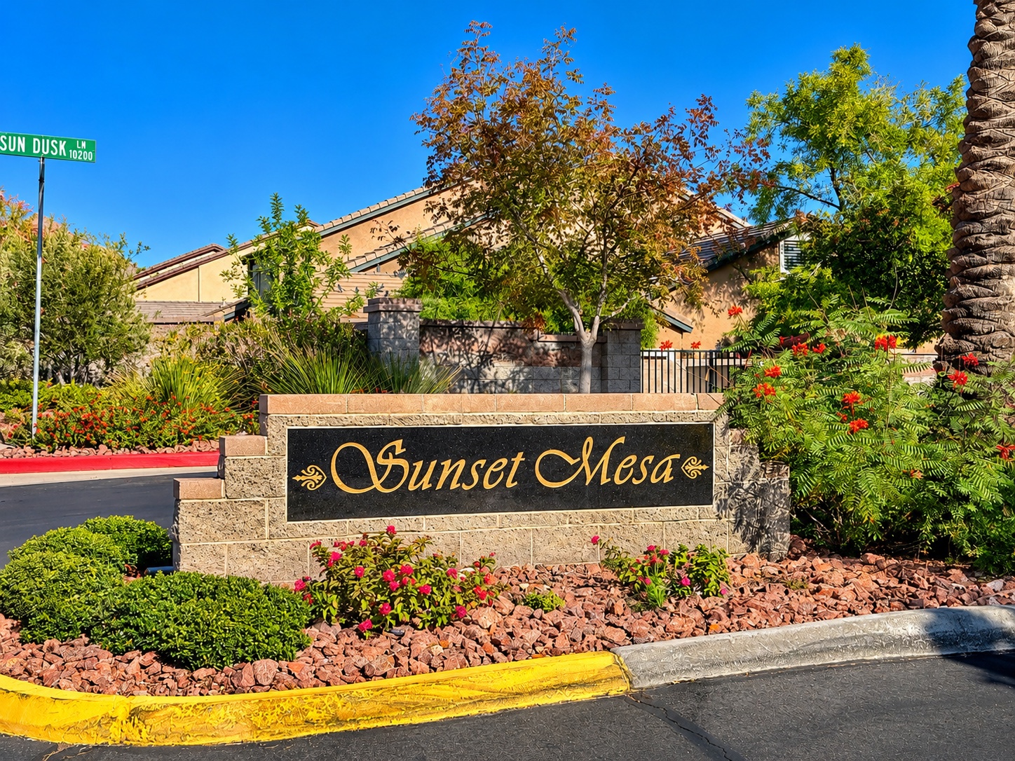 Sunset Mesa entrance monument at The Crossing in Summerlin